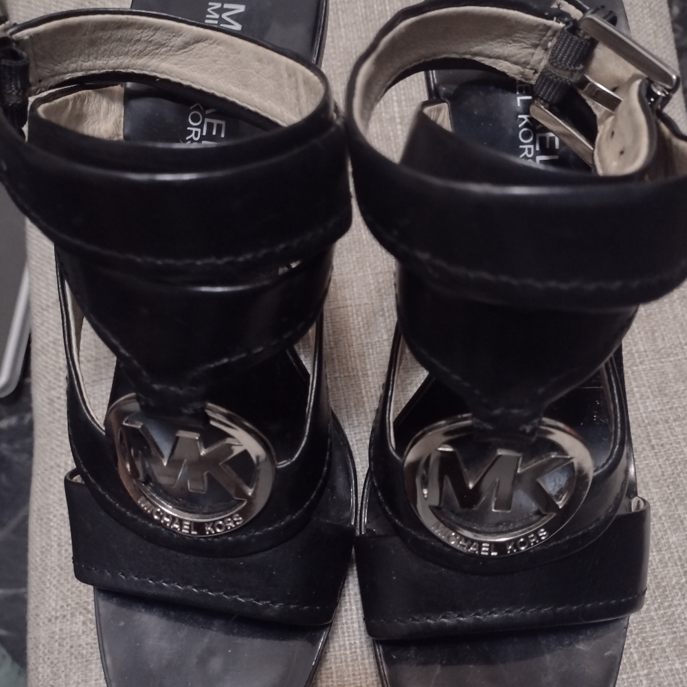High heel shoes